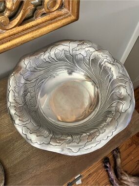 1981 Arthur Court Silver Floral Embossed Serving Bowl